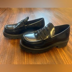 Vagabond loafers